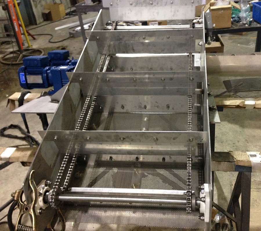 Sludge Skimmer Systems